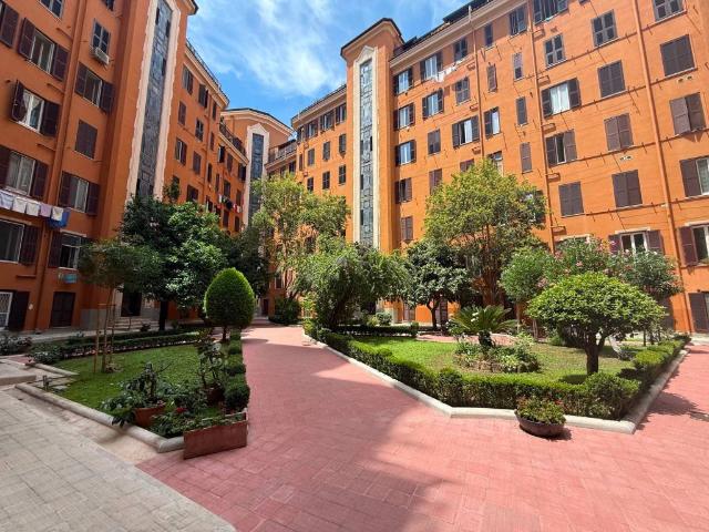 Appartamento in vendita a Roma RM