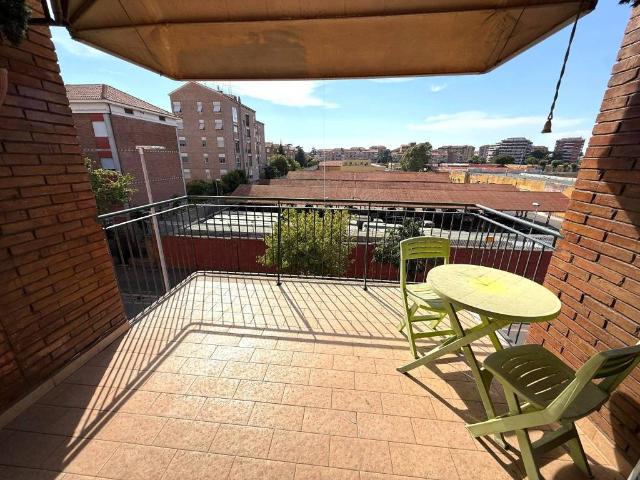 Appartamento in vendita a Roma RM