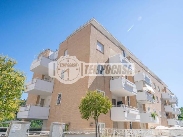 Appartamento in vendita a Roma RM