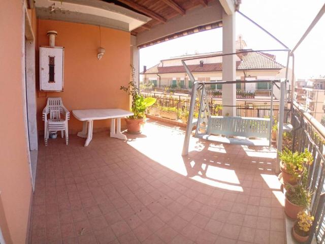 Appartamento in vendita a Roma RM