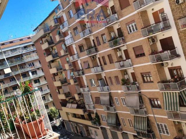 Appartamento in vendita a Roma RM