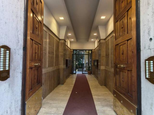 Appartamento in vendita a Roma RM