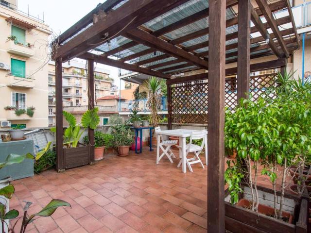 Appartamento in vendita a Roma RM