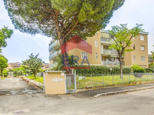 Appartamento in vendita a Roma RM