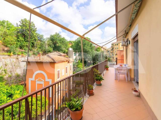 Appartamento in vendita a Roma RM