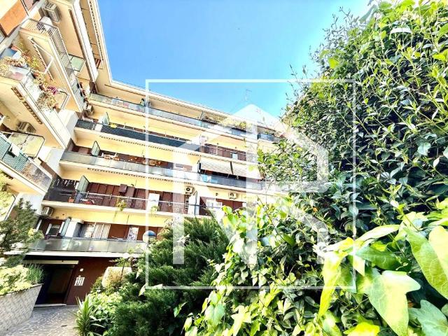 Appartamento in vendita a Roma RM