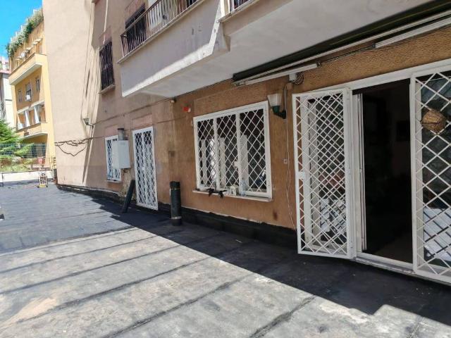 Appartamento in vendita a Roma RM