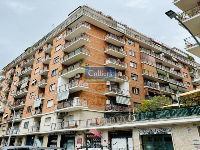 Appartamento in vendita a Roma RM