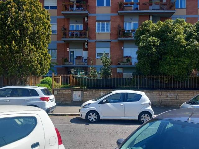 Appartamento in vendita a Roma RM
