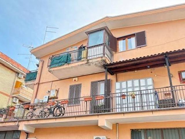 Appartamento in vendita a Roma RM