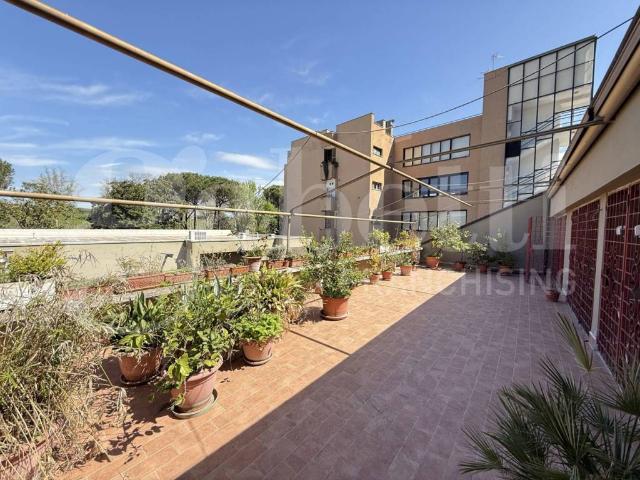 Appartamento in vendita a Roma RM