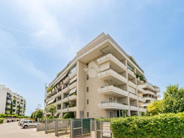 Appartamento in vendita a Roma RM