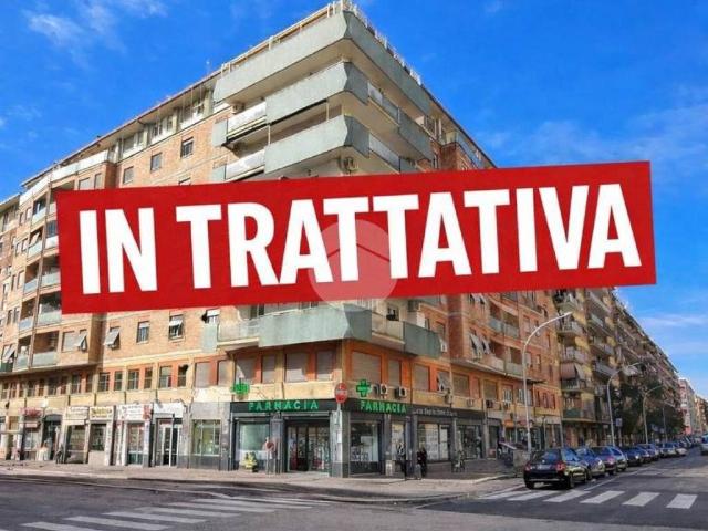 Appartamento in vendita a Roma RM