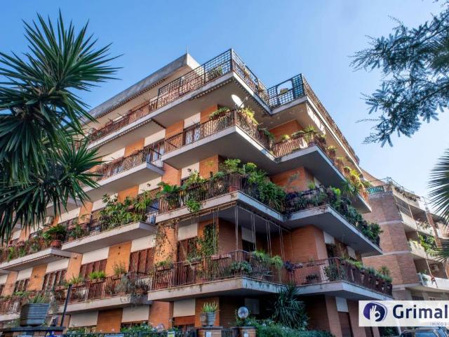 Appartamento in vendita a Roma RM