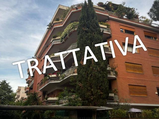 Appartamento in vendita a Roma RM
