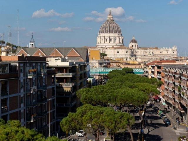 Appartamento in vendita a Roma RM