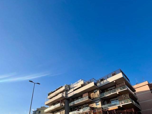 Appartamento in vendita a Roma RM