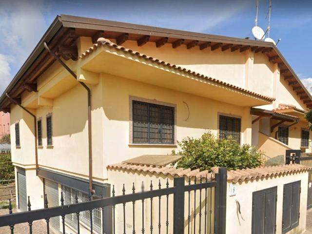 Appartamento in vendita a Roma RM