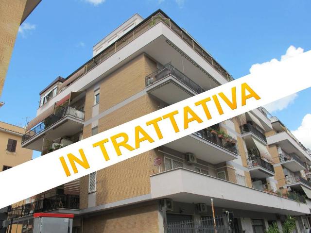 Appartamento in vendita a Roma RM