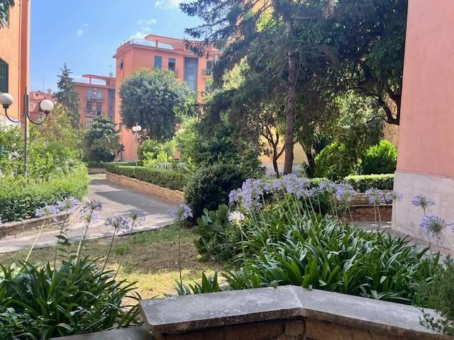 Appartamento in vendita a Roma RM