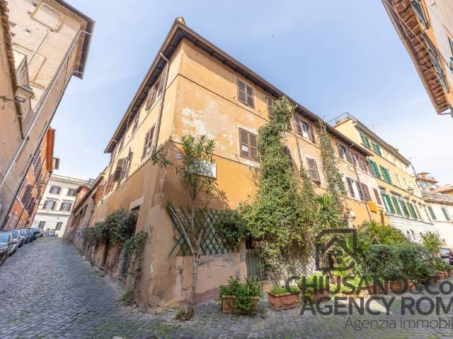 Appartamento in vendita a Roma RM