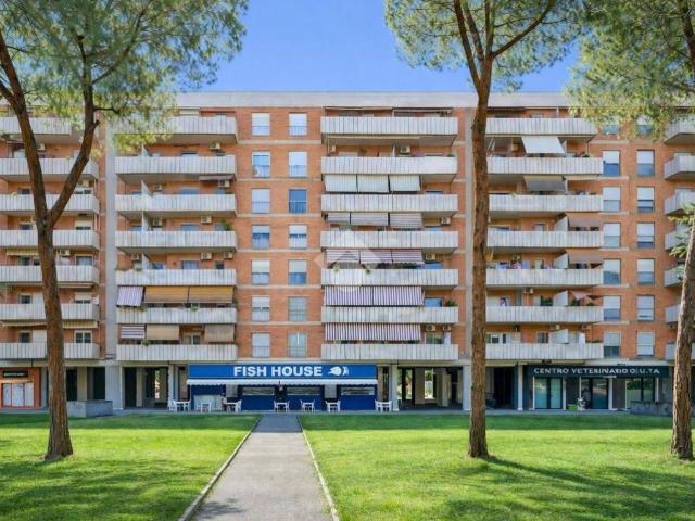 Appartamento in vendita a Roma RM