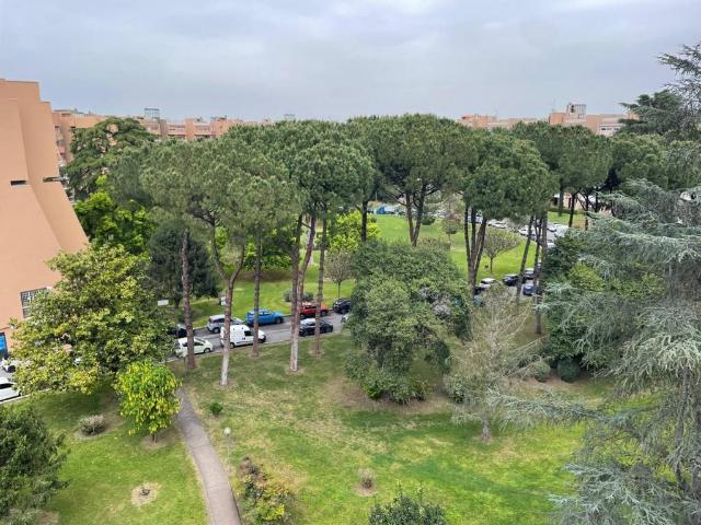 Appartamento in vendita a Roma RM