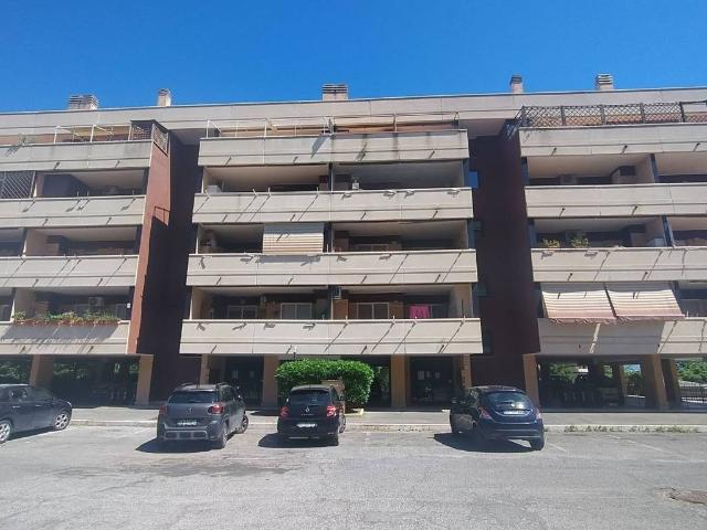 Appartamento in vendita a Roma RM