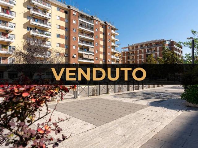 Appartamento in vendita a Roma RM