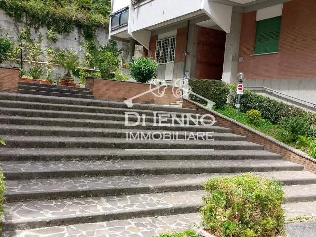Appartamento in vendita a Roma RM