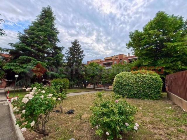 Appartamento in vendita a Roma RM
