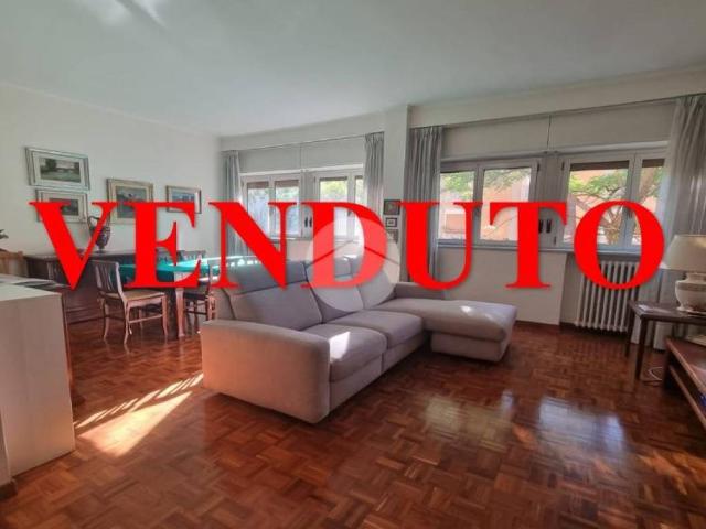 Appartamento in vendita a Roma RM