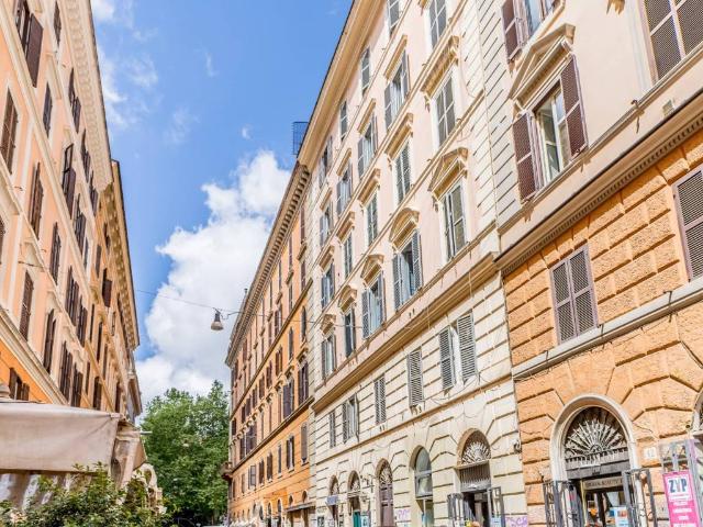 Appartamento in vendita a Roma RM