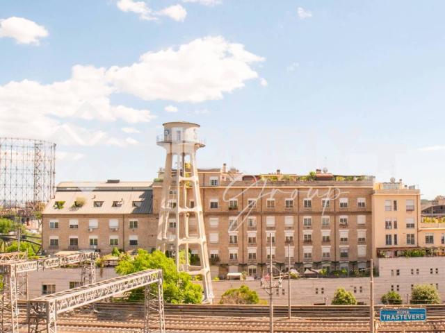 Appartamento in vendita a Roma RM
