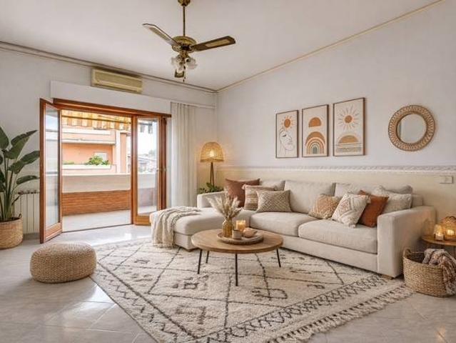Appartamento in vendita a Roma RM