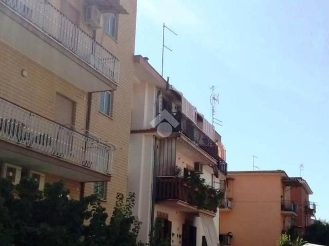 Appartamento in vendita a Roma RM