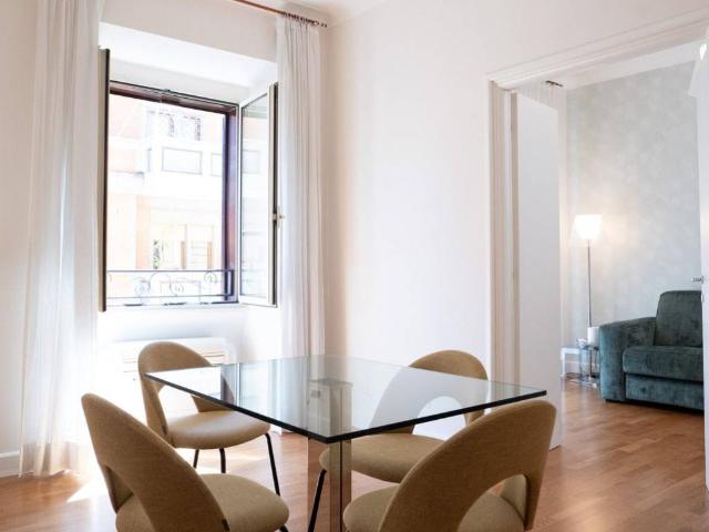 Appartamento in vendita a Roma RM