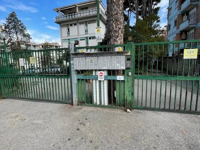 Appartamento in vendita a Roma RM