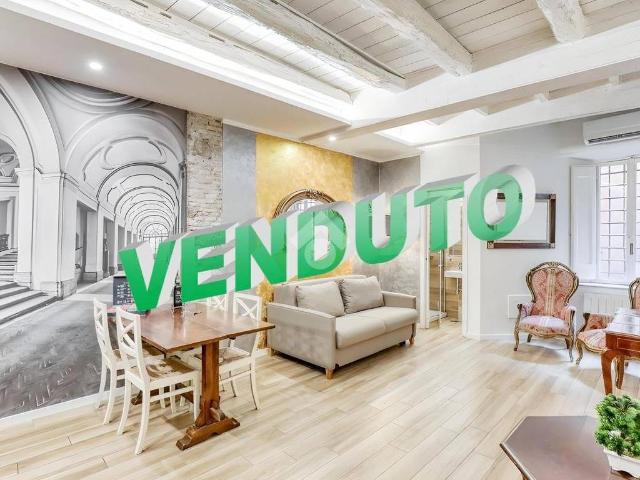 Appartamento in vendita a Roma RM