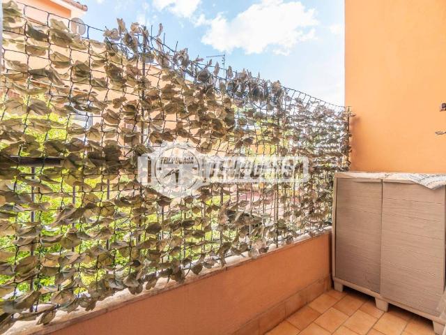 Appartamento in vendita a Roma RM