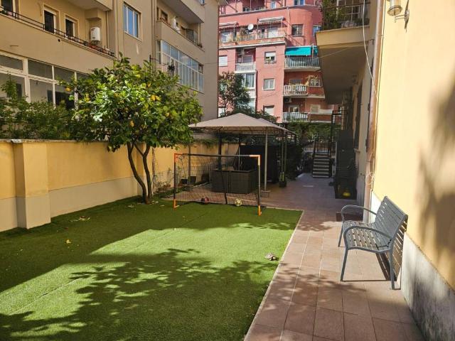 Appartamento in vendita a Roma RM
