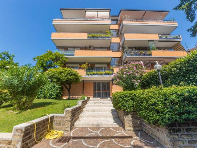 Appartamento in vendita a Roma RM
