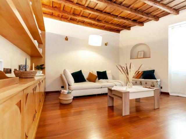 Appartamento in vendita a Roma RM