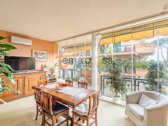Appartamento in vendita a Roma RM