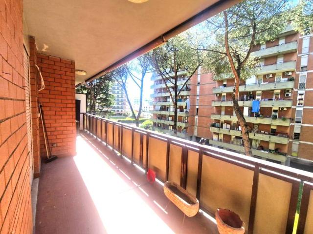 Appartamento in vendita a Roma RM