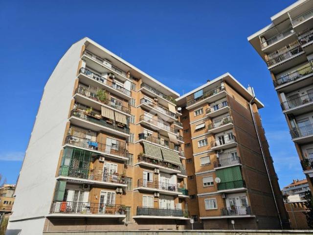 Appartamento in vendita a Roma RM