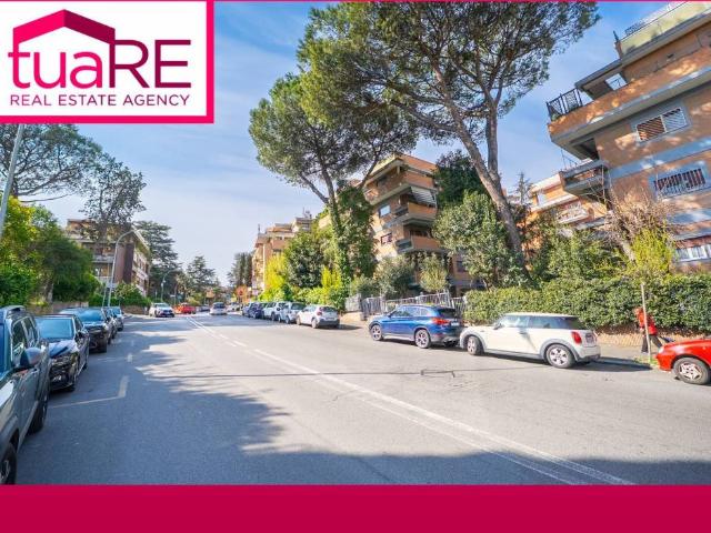 Appartamento in vendita a Roma RM
