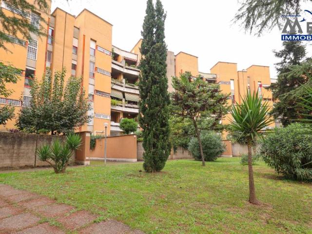 Appartamento in vendita a Roma RM