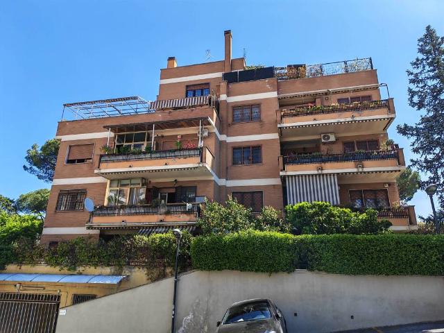 Appartamento in vendita a Roma RM