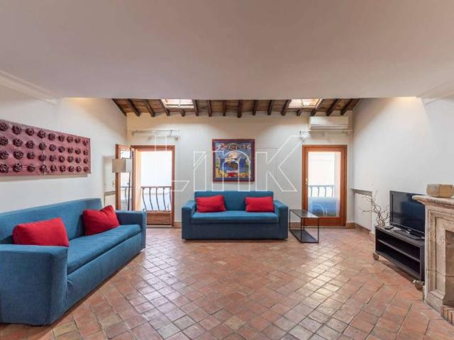 Appartamento in vendita a Roma RM